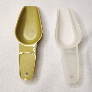 Vintage Tupperware Dry Ingredient Scoop CHOICE of Color Clear Or Green 878